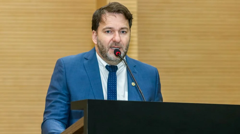 Deputado Alex Redano cobra sinalização na RO-257em Ariquemes